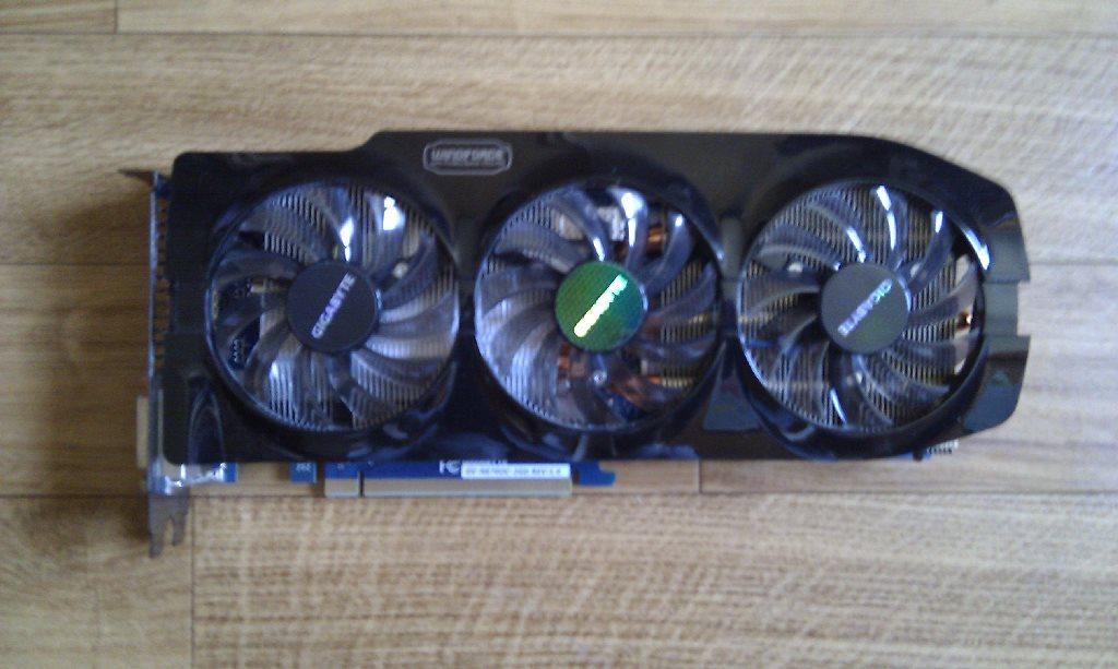Nvidia GeForce GTX670 (Non fonctionnelle)